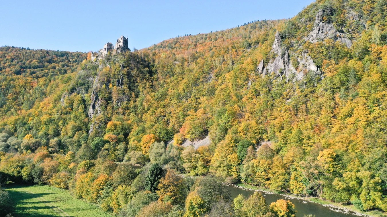 Starhrad Starhrad